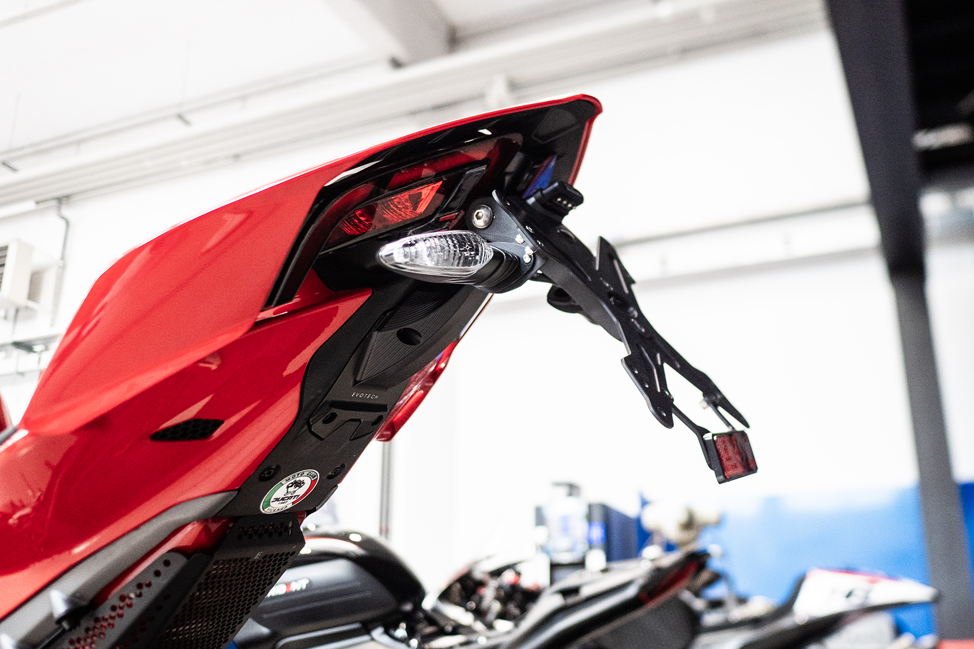 Ducati Panigale v4/S 2025